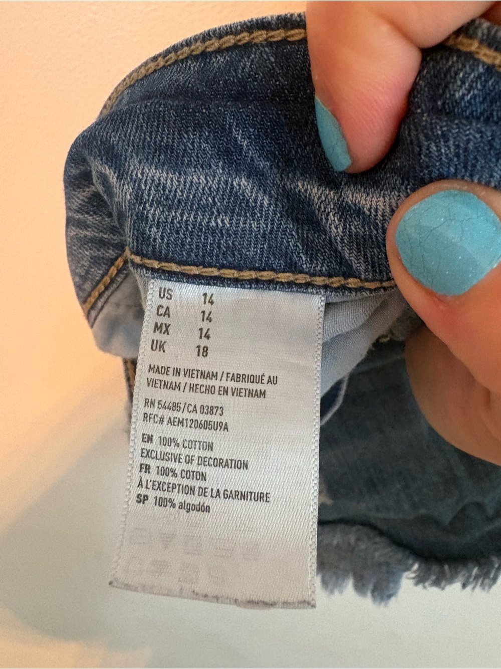 AE denim shorts - Picture 8 of 9